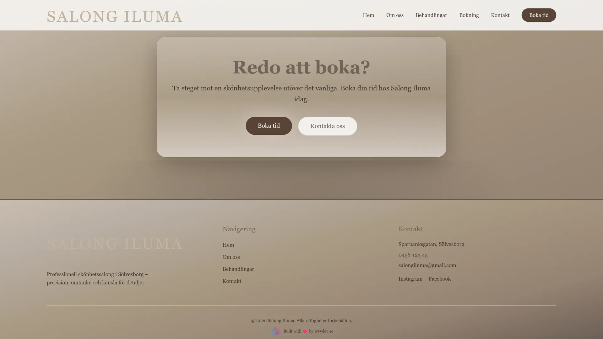 Boka-banner ovanför sidfot med kontaktuppgifter i Sölvesborg